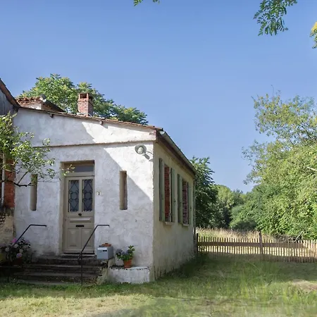 De Chez Chenon 度假居 Saint-Sulpice-de-Ruffec